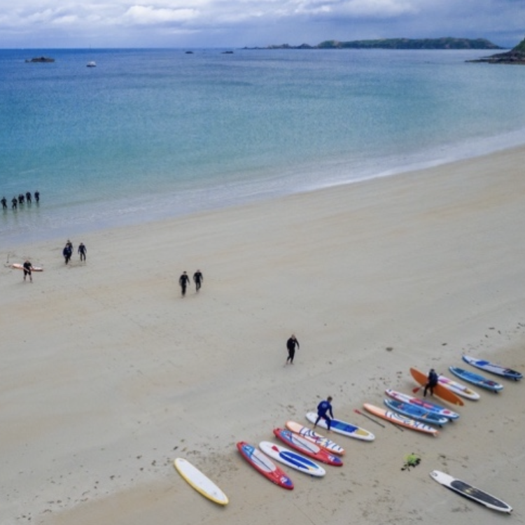 SURF & STAND UP PADDLE